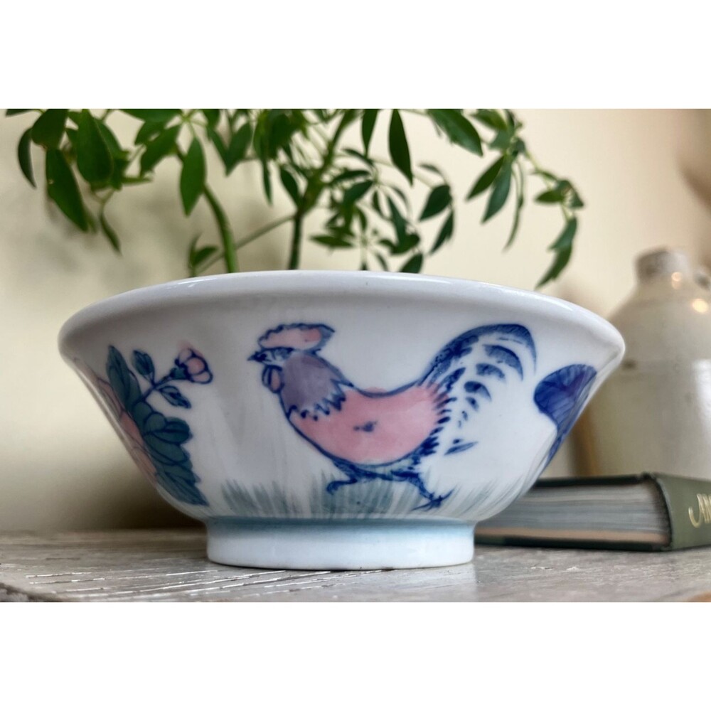Vintage Pier 1 Imports Ceramic Bowl Featuring Blue And Pink Flowers & Rooster 7"
